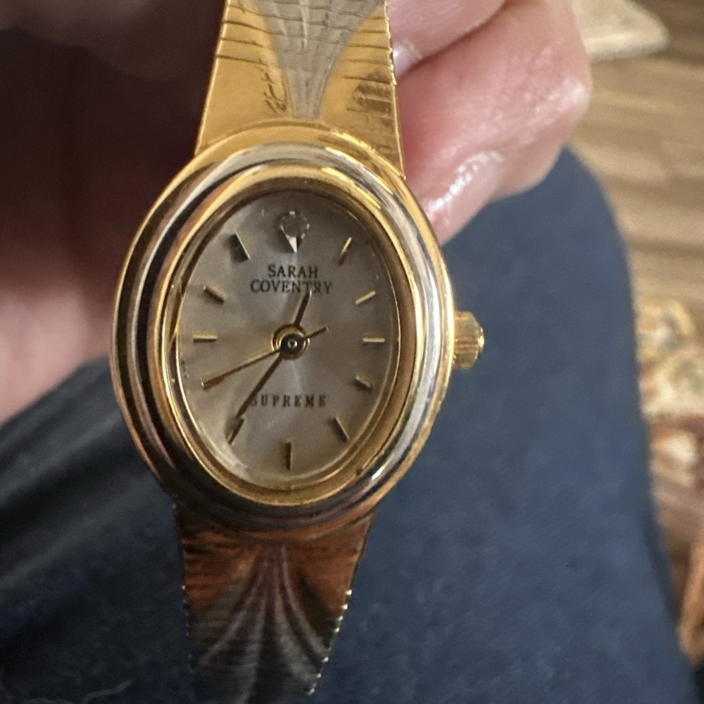 Sarah Coventry Watch Supreme Womens 18mm Case Quartz Three Hands